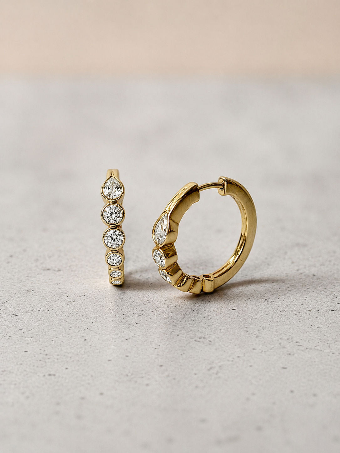 Poise Halo 14K Gold Hoops w. Lab-Grown Diamonds