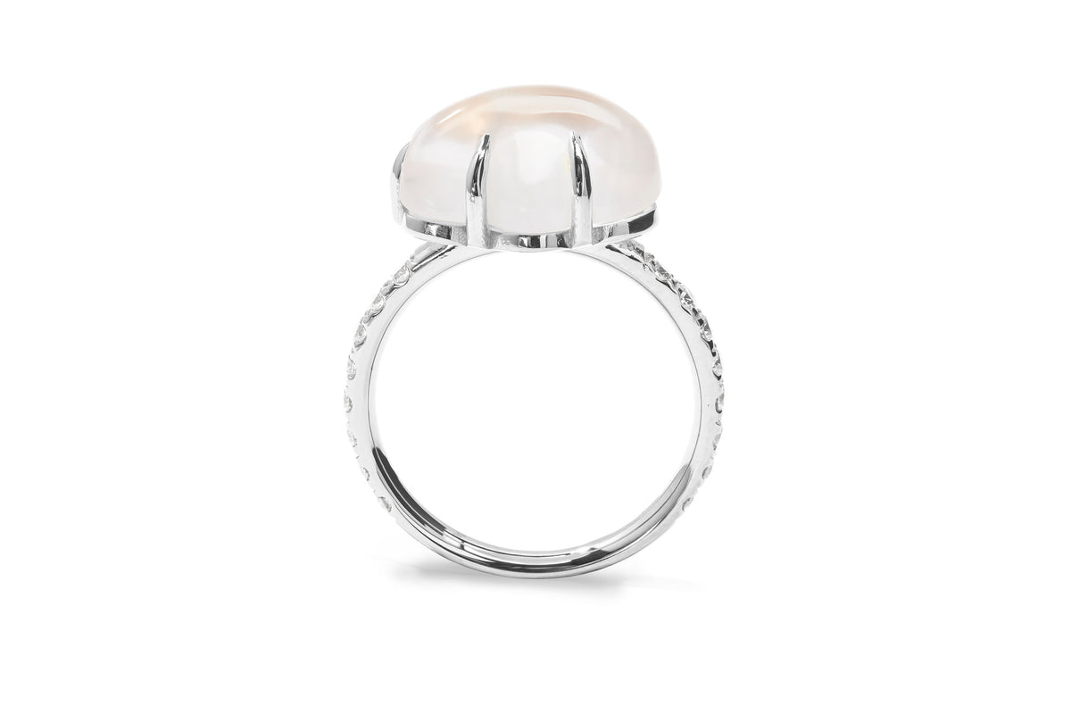 Wolkenpavé 18K Whitegold Ring w. Milkey Quartz & Diamanten