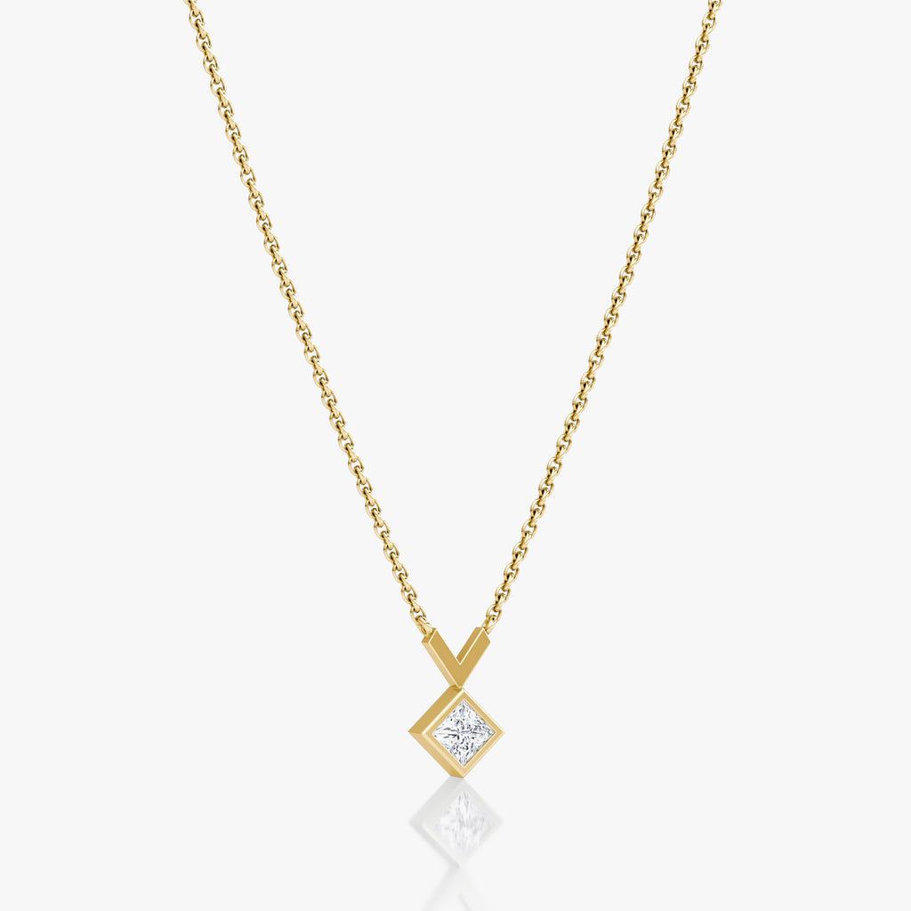 Arrow 14K Gold Necklace w. Princess Cut Lab-Grown Diamond