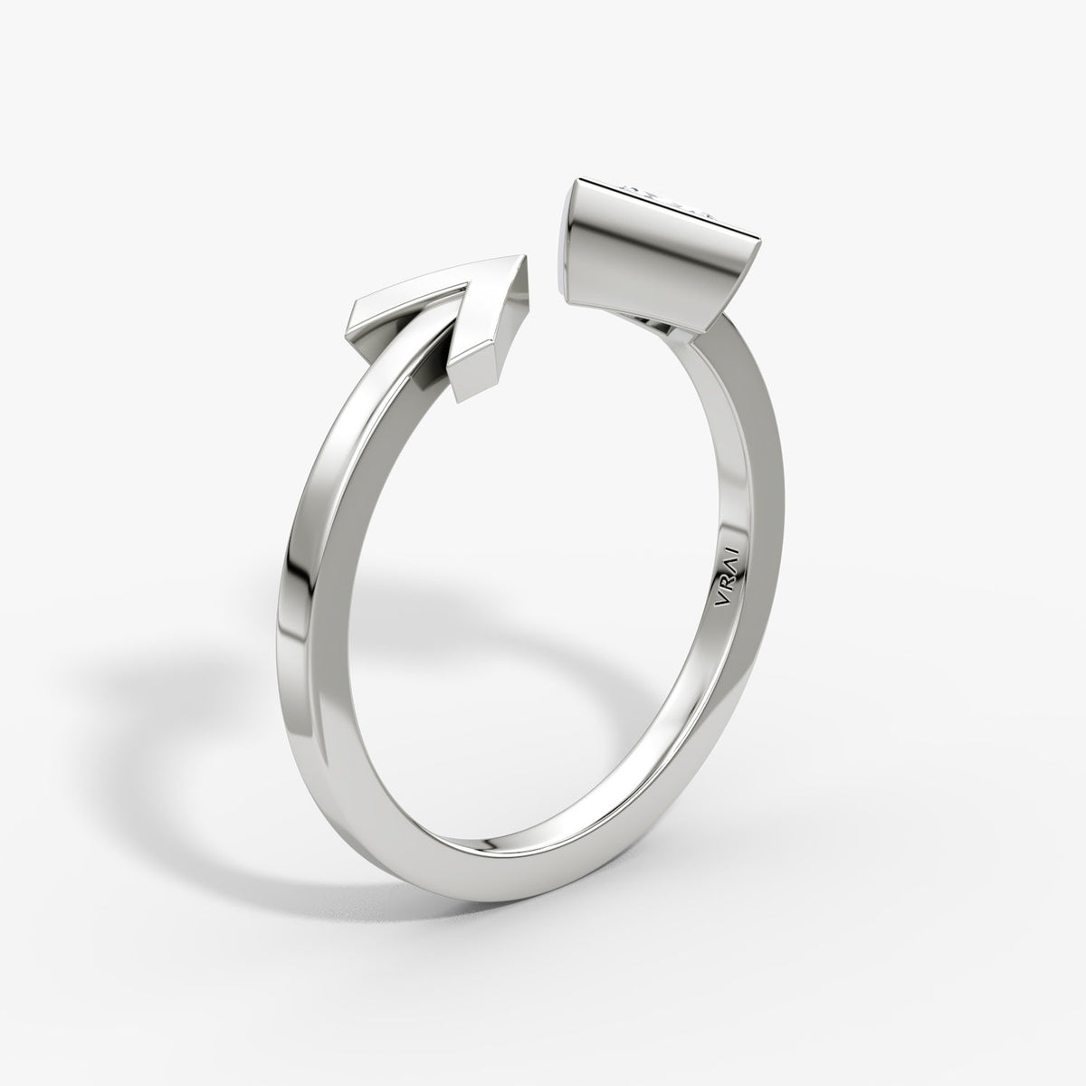Arrow Cuff 14K Whitegold Ring w. Lab-Grown Diamond