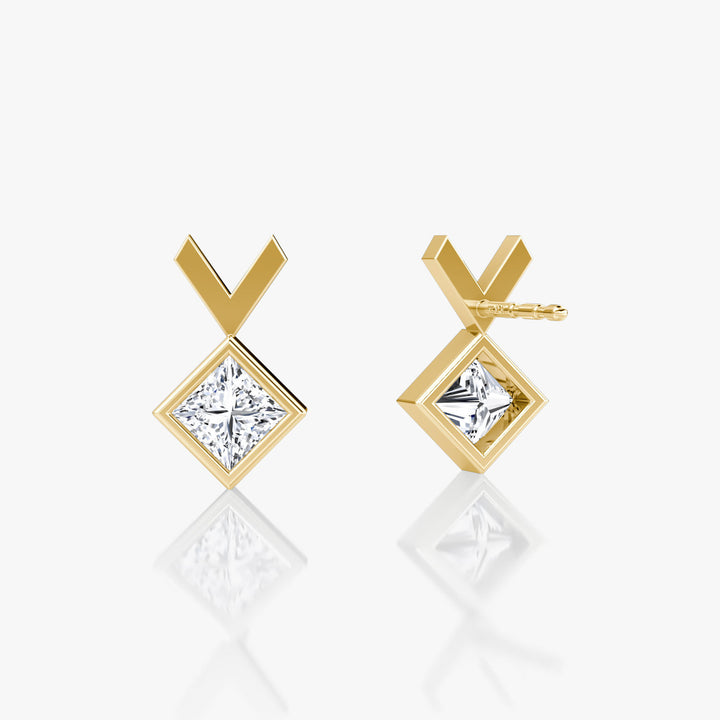 Arrow 14K Gold Studs w. Princess Cut Lab-Grown Diamond