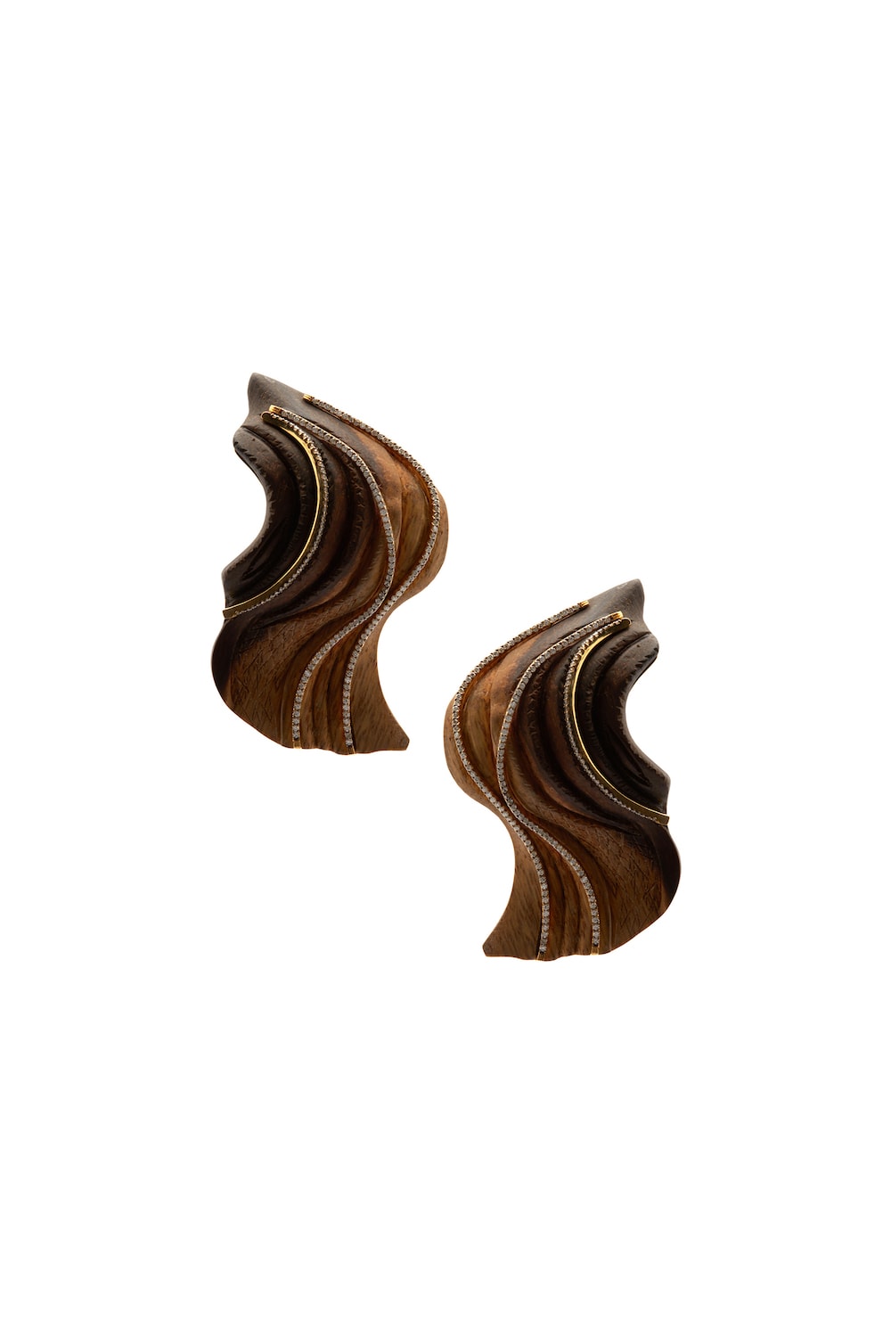Carving Wavy Wood 18K Gold Earrings