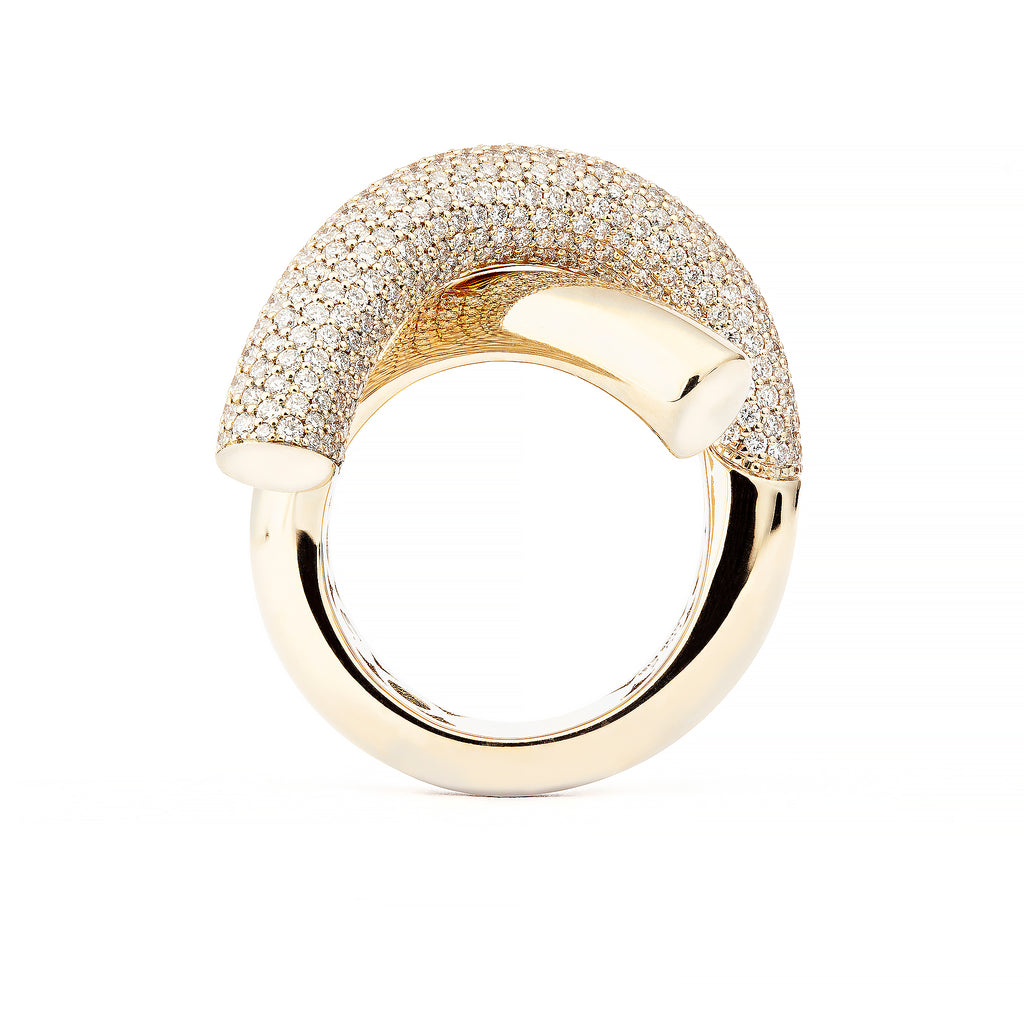 Cross Loop Big Half Pavé 18K Gold Ring w. Diamonds