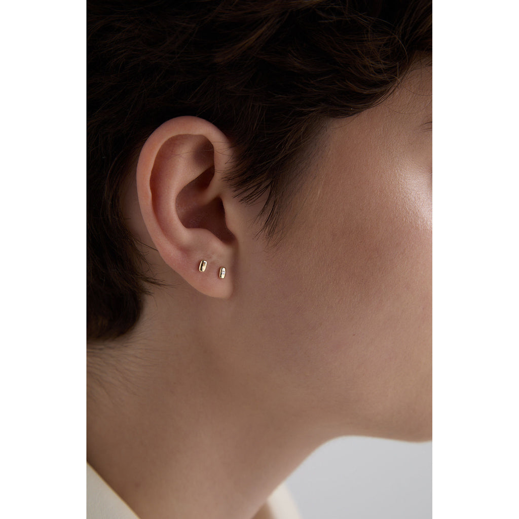 Cube N°5 18K Gold Earrings w. Diamond