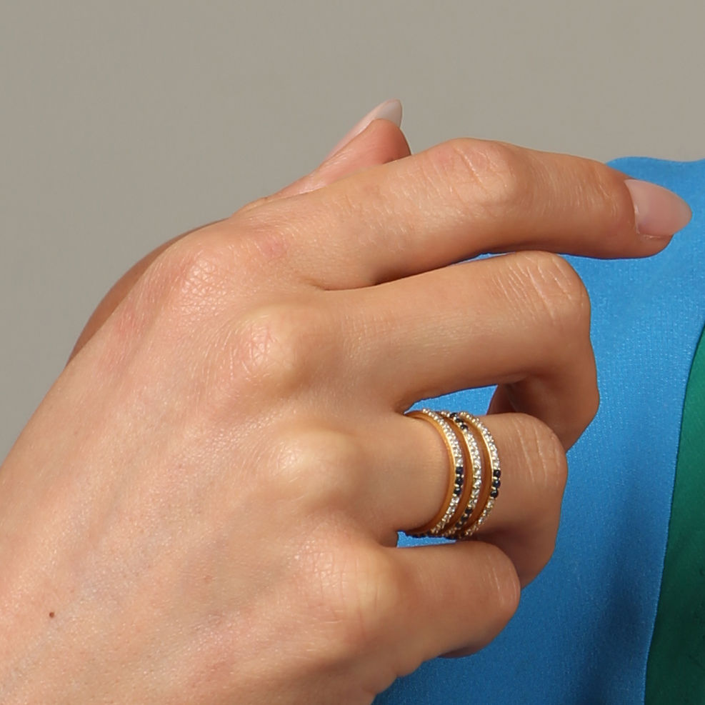 Artisia Triple Bar 18K Gold Ring w. Diamonds & Sapphire
