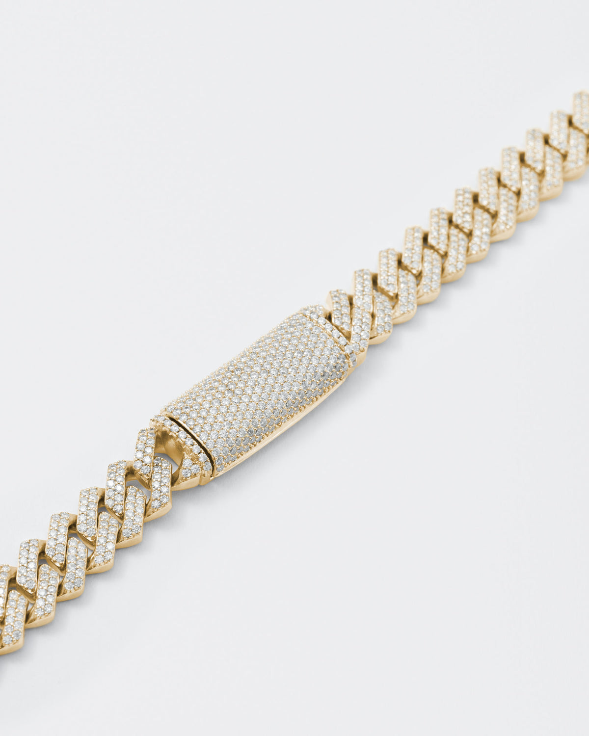 10 mm Stecker Pavé 18K Gelbgold beschichtetes Silberarmband w. Moissanit