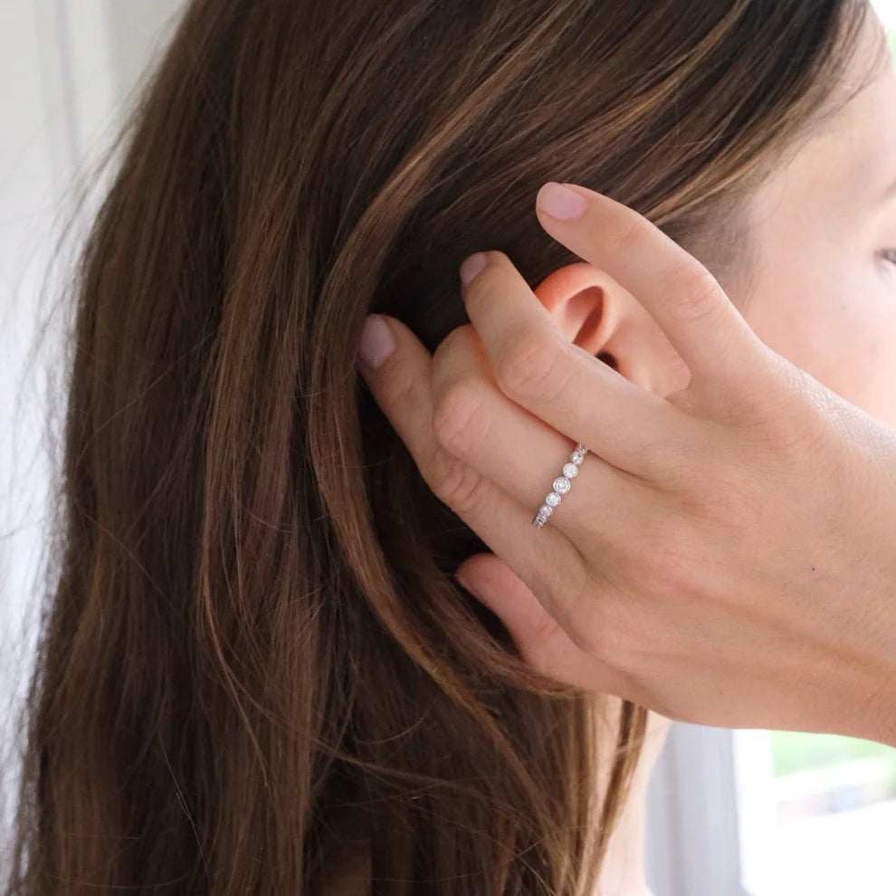 Raha 14K Gold Ring w. Diamonds