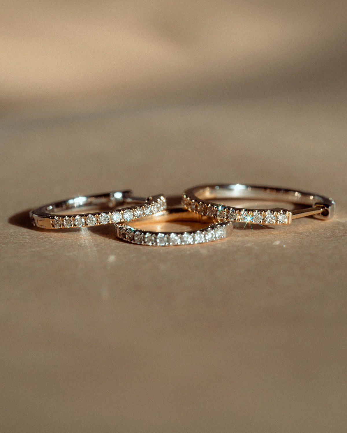 16 mm 14k Gold Hoop w. Diamonds