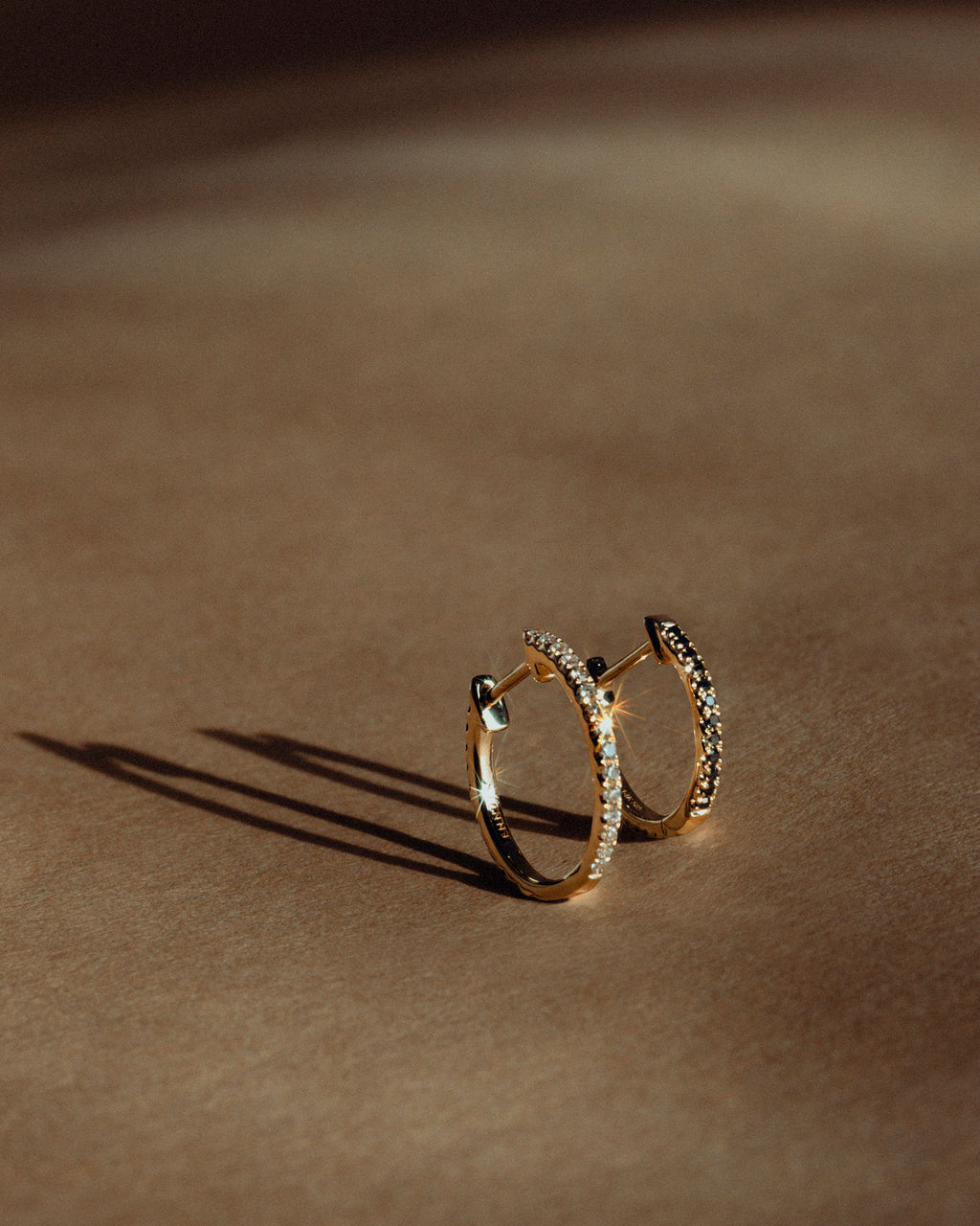 14 mm 14k Guld Hoops m. Diamanter