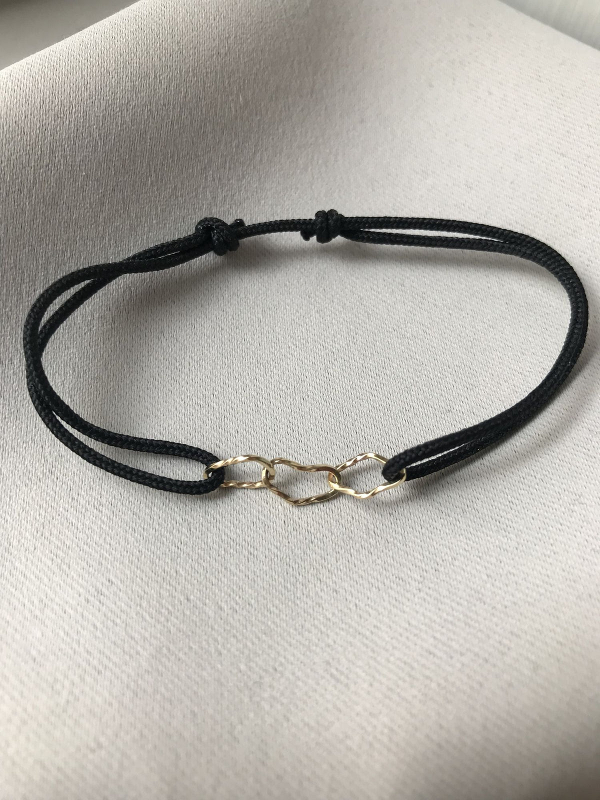 Twist Dream 3 Link 14K Gold Armband W. Öko-Cord