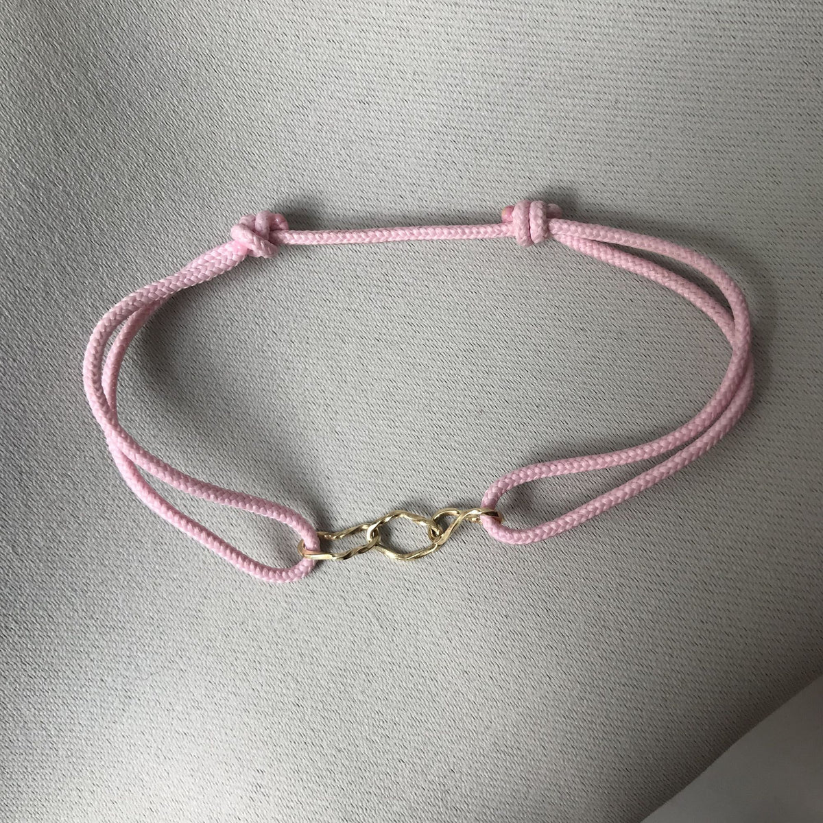 Twist Dream 3 Link 14K Gold Armband W. Öko-Cord