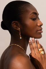 Vega Relief 18K Gold Signet Ring w. Diamonds