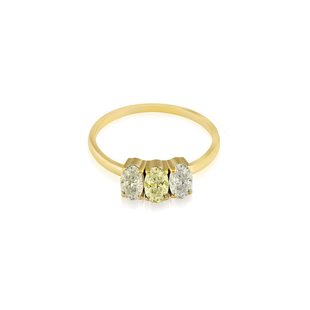 Dumom 18K Gold Ring w. Diamonds