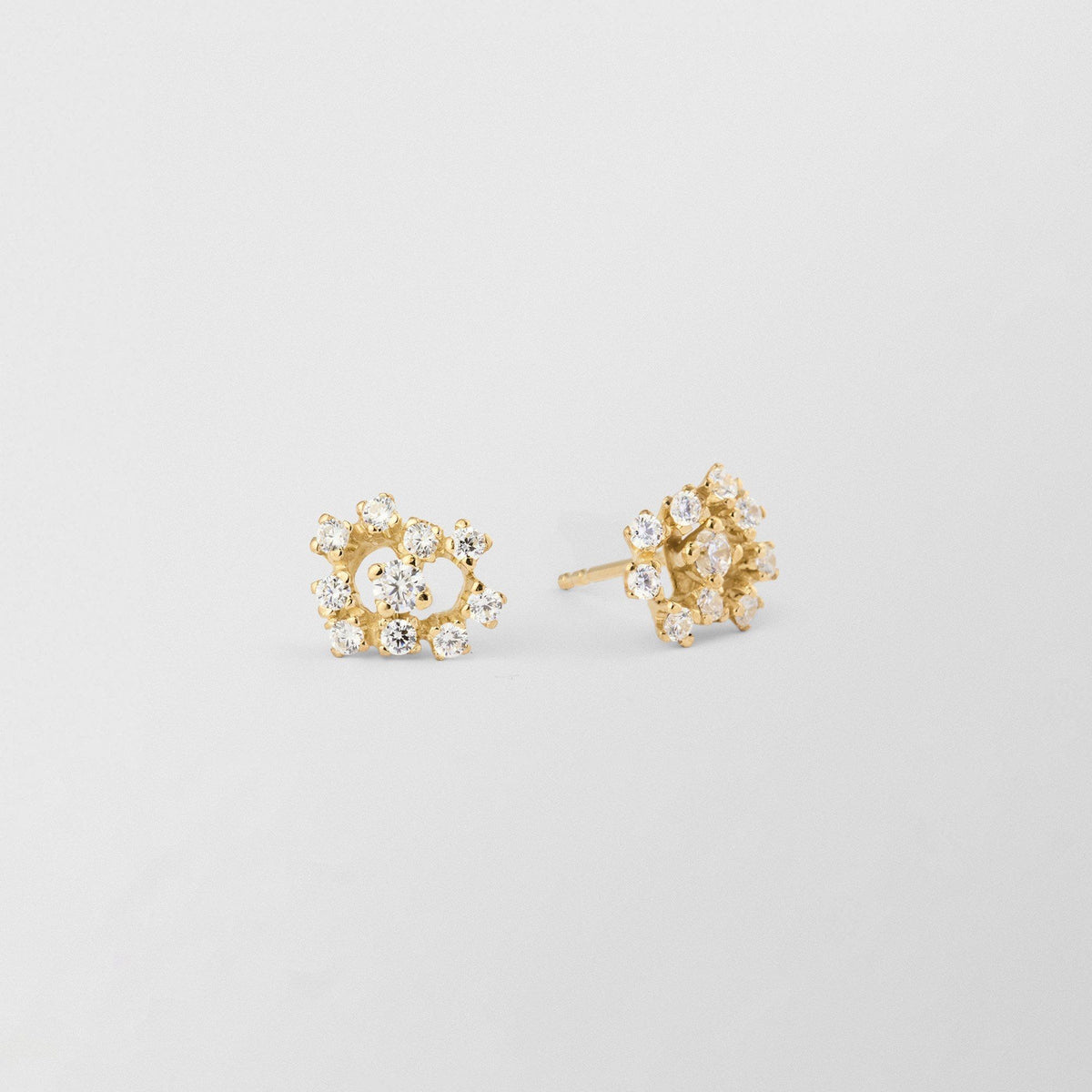 Frosty 18K Guld Ørestikker m. Diamanter