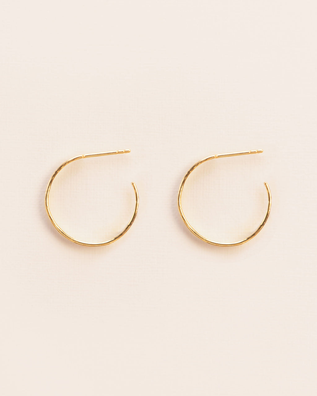 18K Simple Gold Hoops