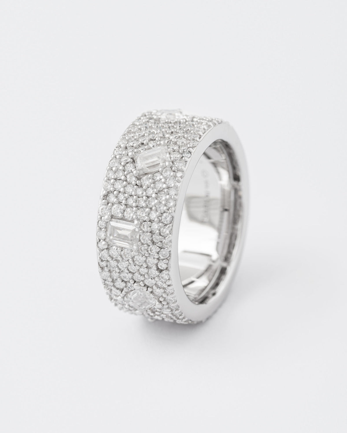 Band Rhodium Plated Silver Ring w. Moissanites