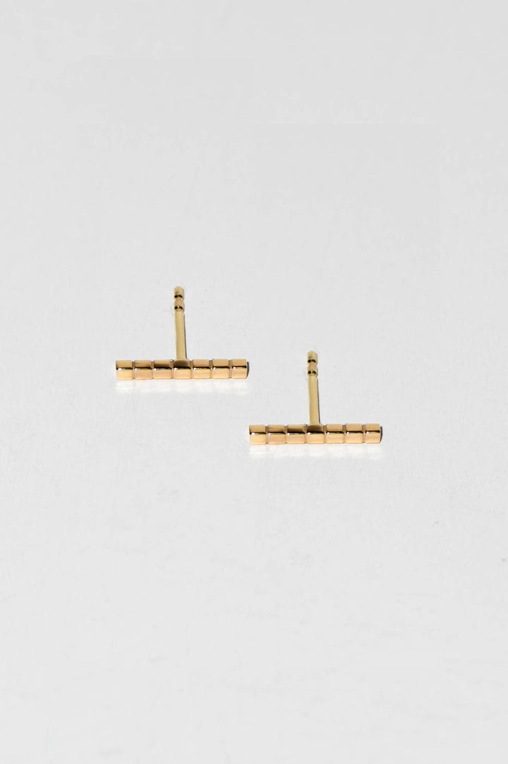 Mirrar 11 18K Gold Studs