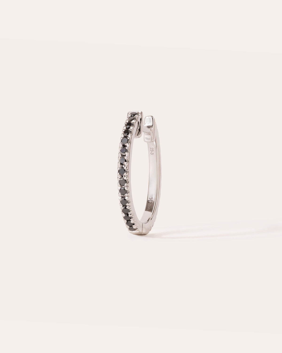 14 mm 14k Whitegold Hoop w. Diamonds