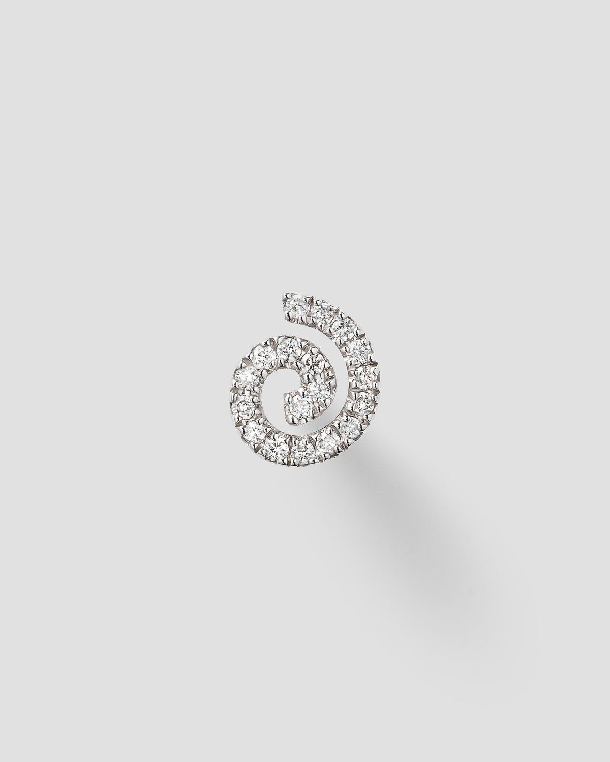Swirl Labret 14k Whitegold Ear Piercing w. Diamonds