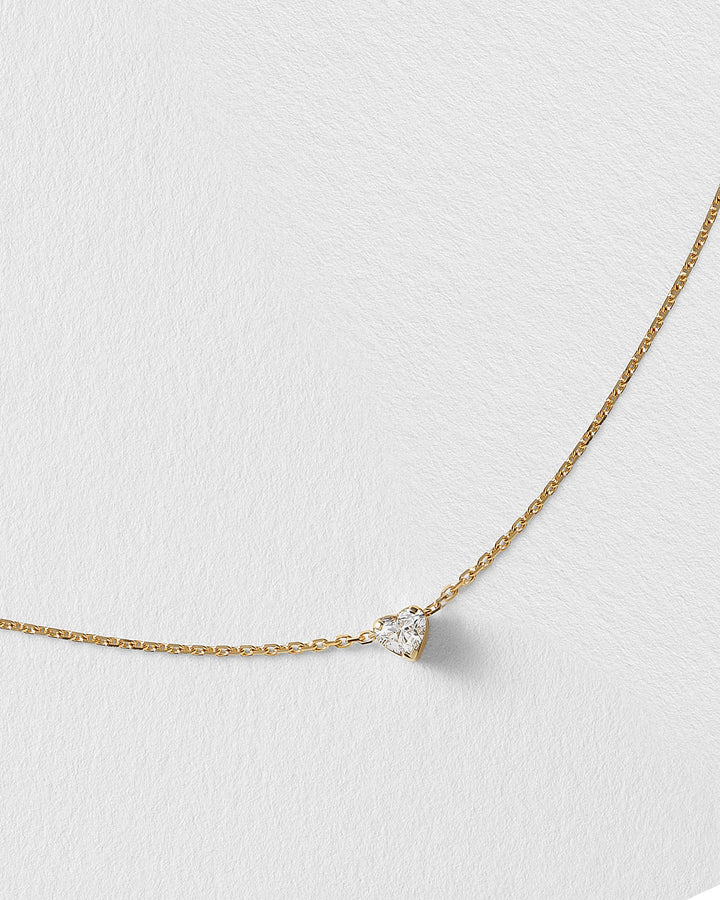Erosia Heart Charm 18k Gold Necklace w. Diamonds