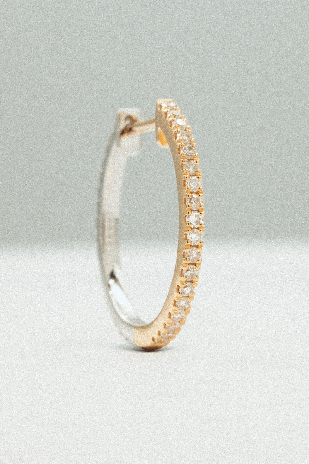14 mm 14k Hvidguld & Guld Hoops m. Diamanter