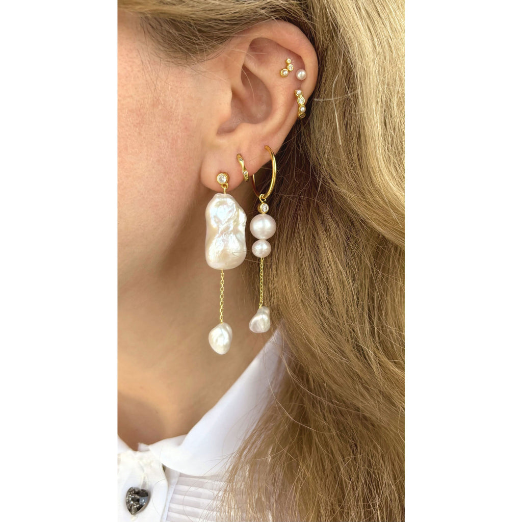 Dion Gold Plated Hoop w. Cubic Zirconia & Pearls