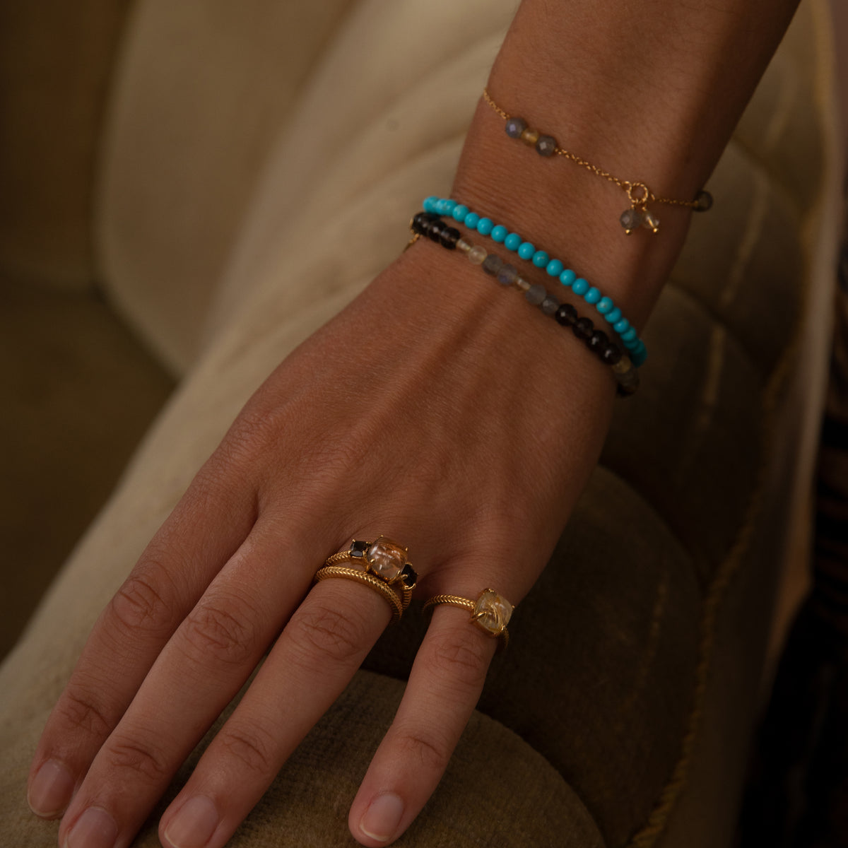 18K Gold Plated Bracelet w. Quartz & Labradorite