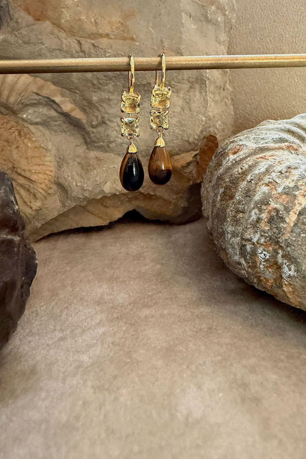 Panthea Gold Plated Earrings w. Lemon Quartz & Tiger's Eye