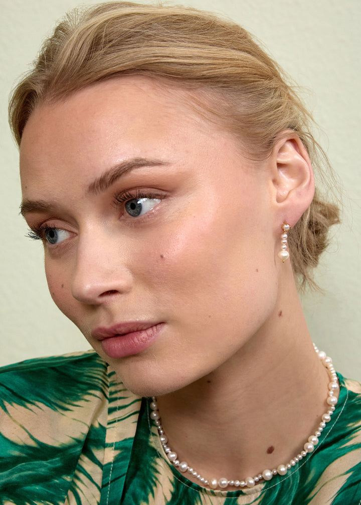 Madeleine Gold Plated Studs w. Pearls