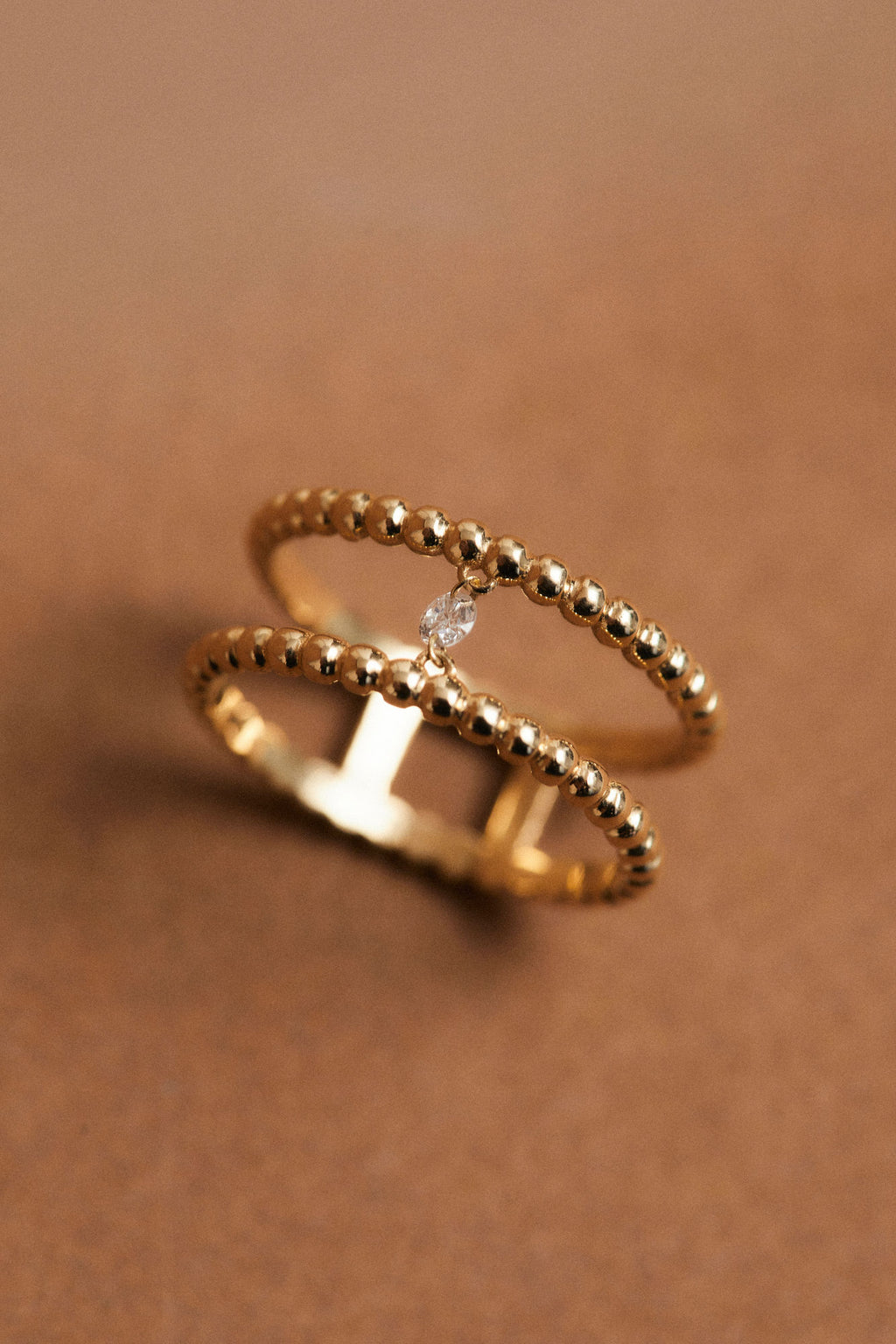 Double Nude 18K Gold Ring w. Lab-Grown Diamond