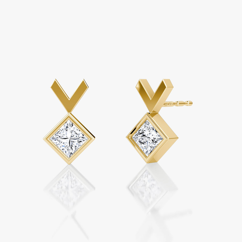 Arrow 14K Gold Studs w. Princess Cut Lab-Grown Diamond