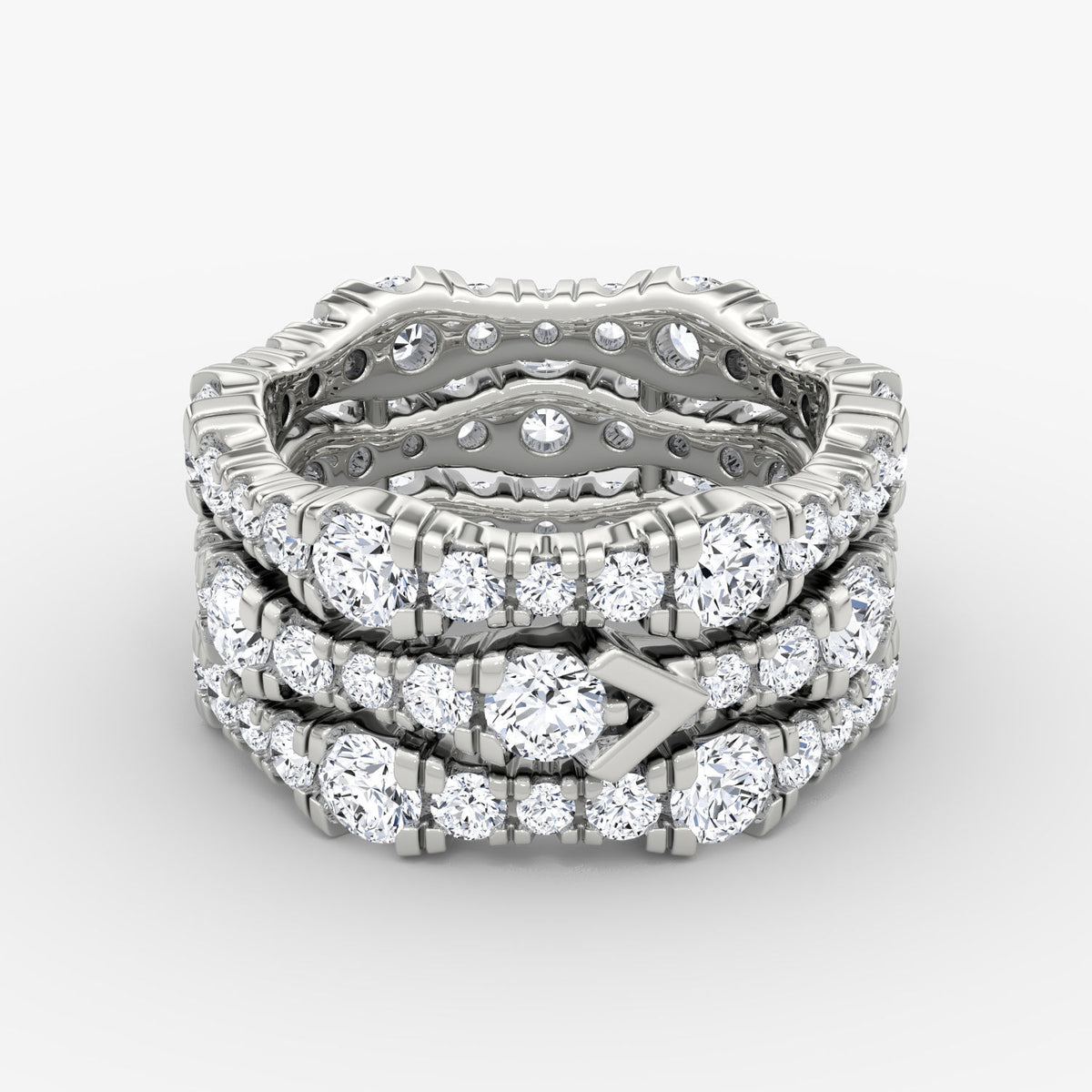 V 3 Row Pavé 14K Whitegold Ring w. Lab-Grown Diamond