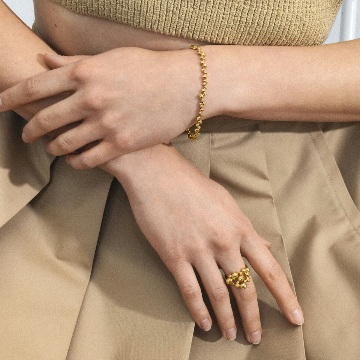 Moonlight Grapes Slim 18K Gold Bracelet w. Diamonds