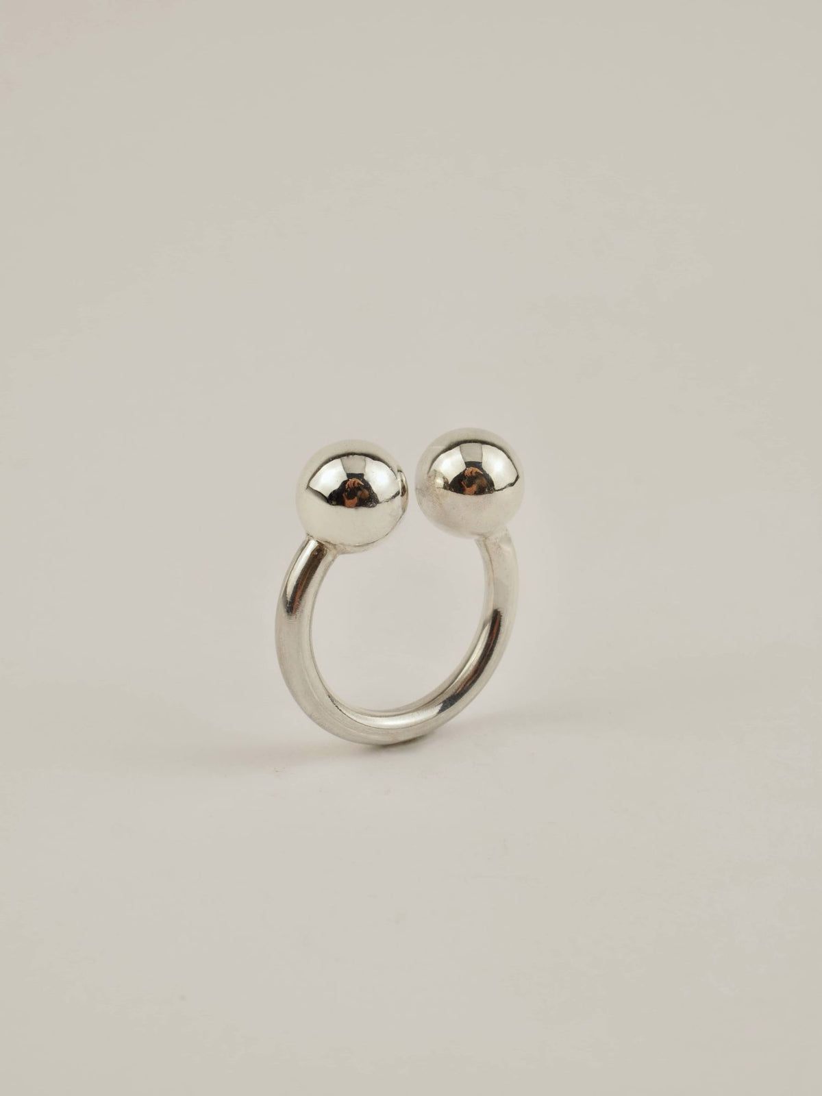 Globo Silver Ring