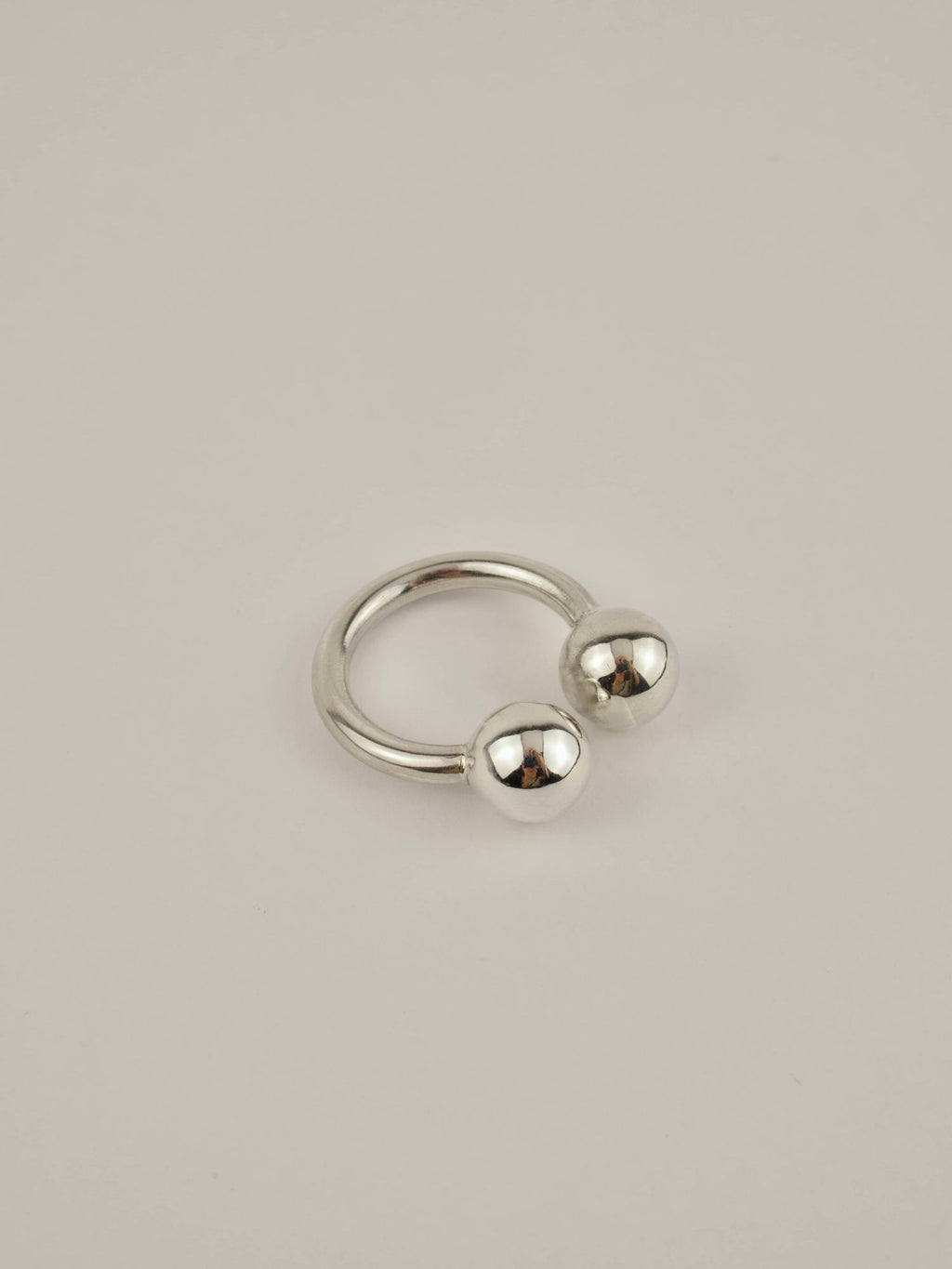 Globo Silver Ring