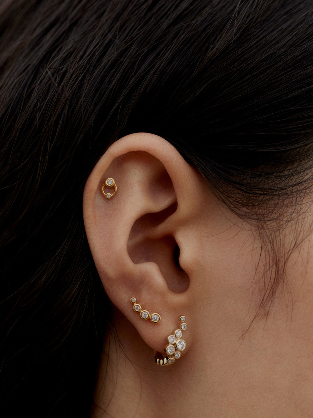 Garbo 14K Gold Huggie w. Lab-Grown Diamonds