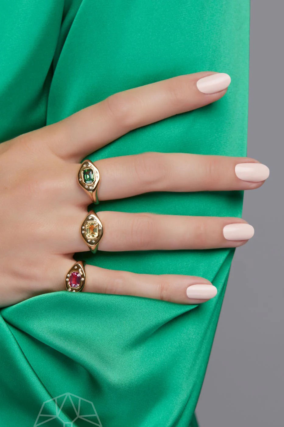 Pink Saphir 14k Gold Signet Ring