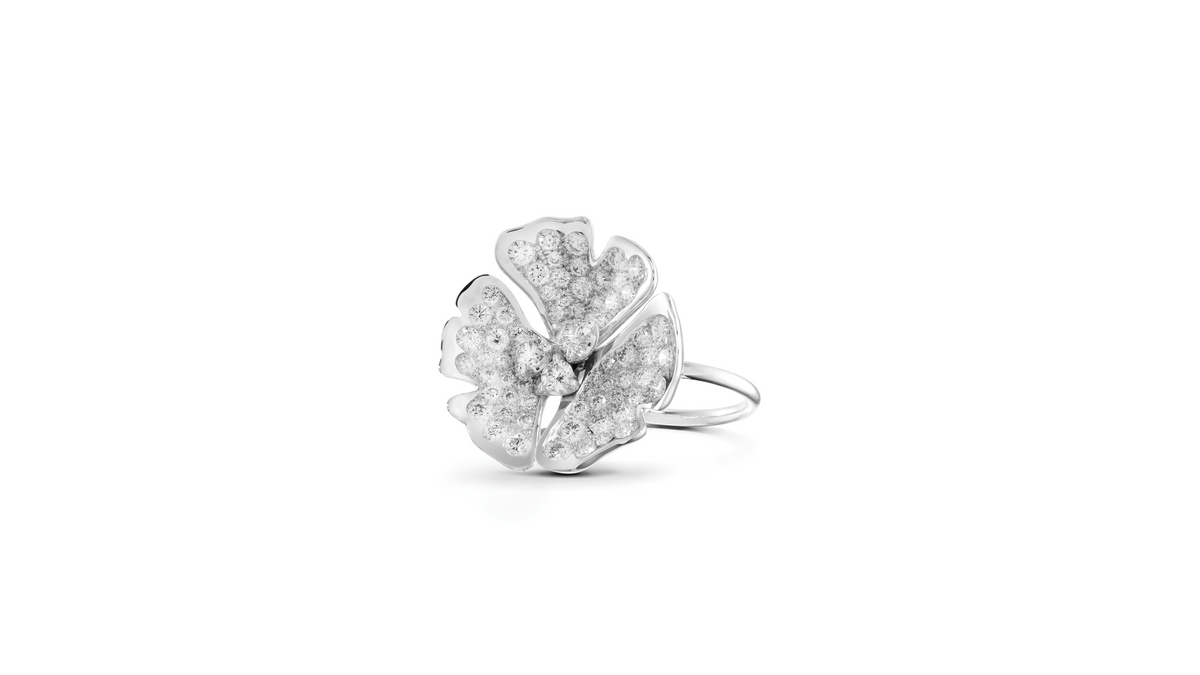 Large Ginkgo Paved 18K White Gold Ring w. Diamonds