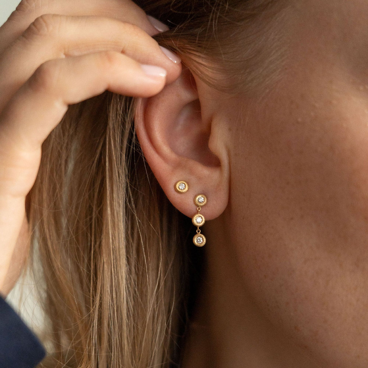 Glory Trio 18K Gold Earrings w. Diamond