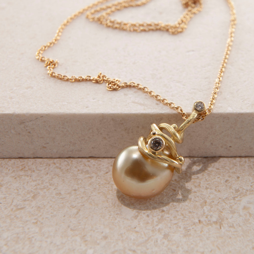 Gone Fishing 18K & 22K Gold Necklace w. Keshi Pearl & Diamond