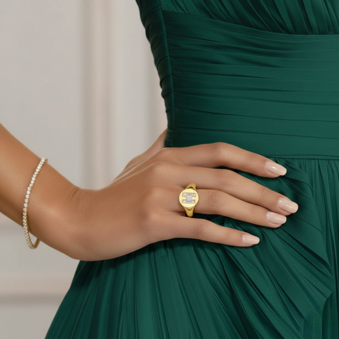 Alphabet 18K Gold Initial H Signet Ring w. Solitaire Lab-Grown Diamond