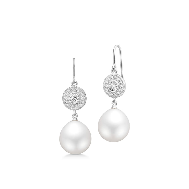 Heritage 18K Whitegold Earrings w. Diamond & Freshwater Pearls