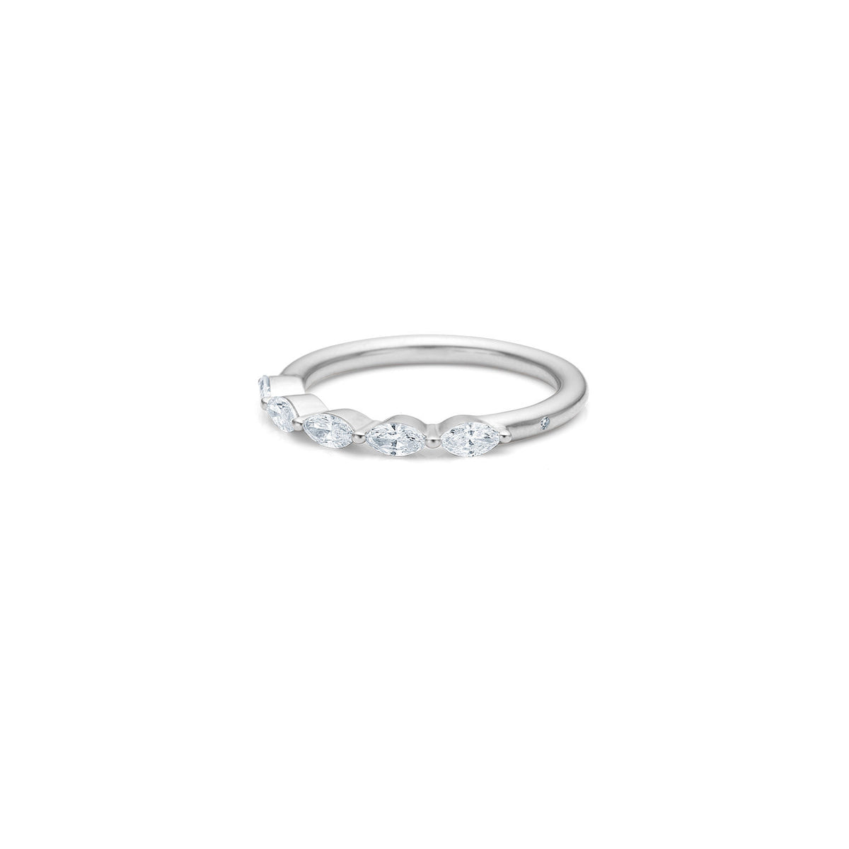 Her Love 18K Whitegold Ring w. Diamonds