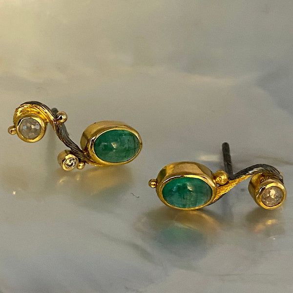 Seafire 18K & 22K Gold Earring w. Emerald & Diamonds