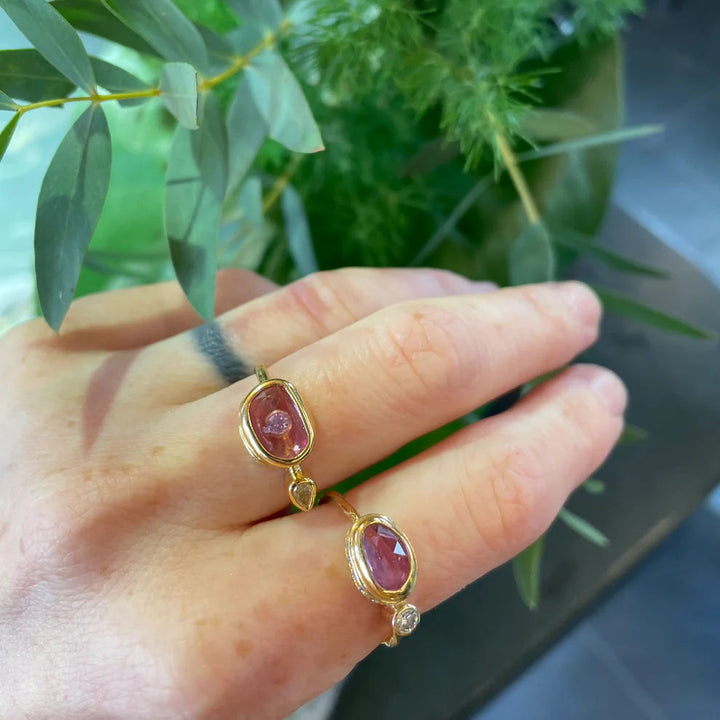 Cocktail 18K & 22K Gold Ring w. Sapphire & Diamond