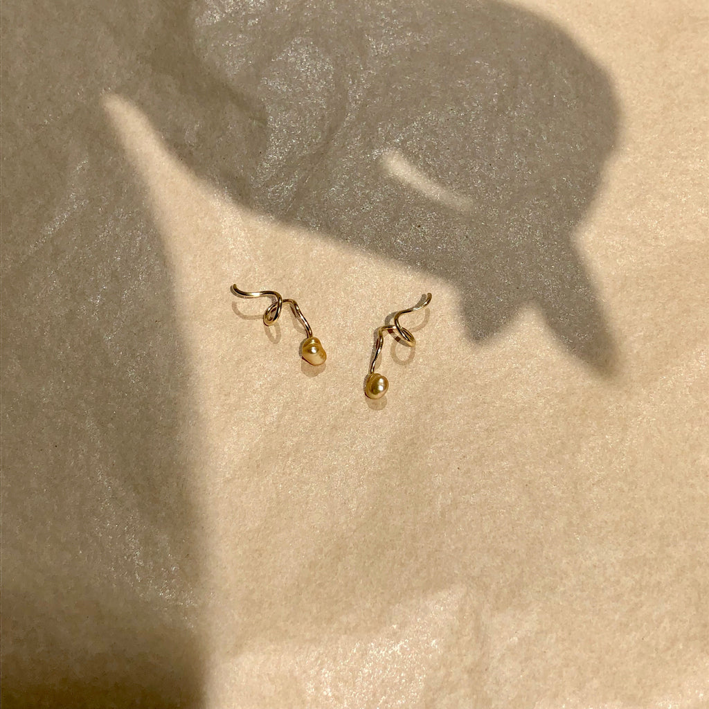 Puakai South 14K Gold Earrings w. Pearls