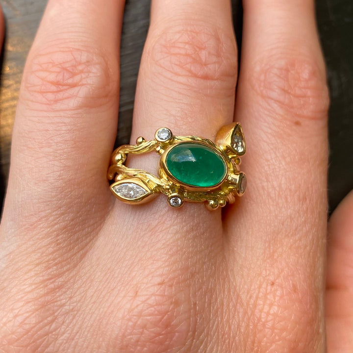 Double Seafire 18K & 22K Gold Ring w. Emerald & Diamonds