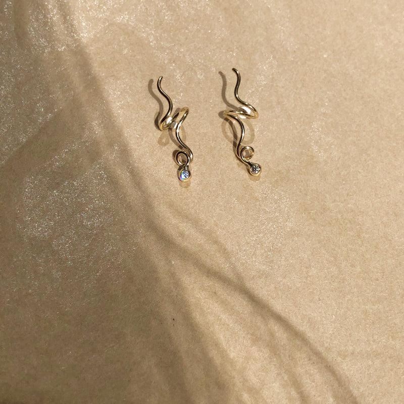 Masika Wave 14K Gold Earrings w. Diamonds