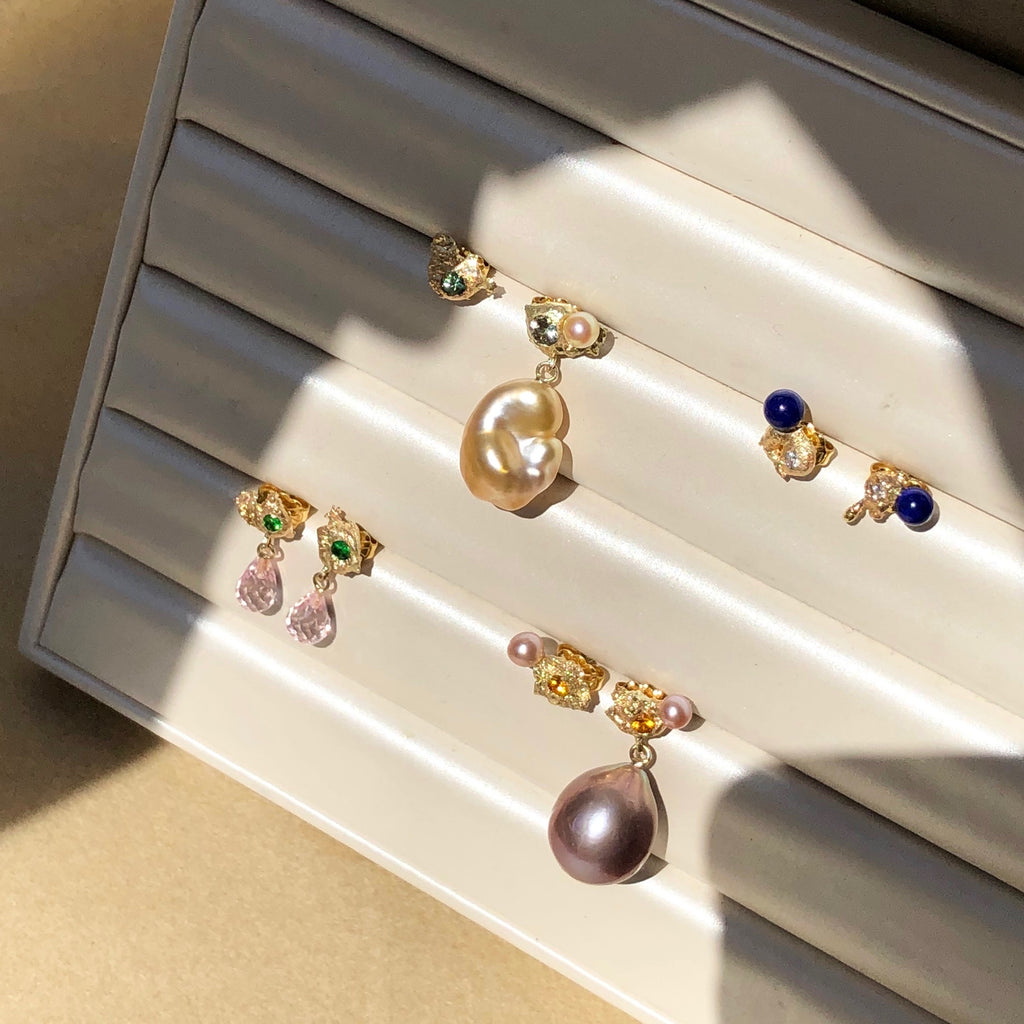 Sun melted studs 14K guld Studs m. perle, morganit & Tsavorit