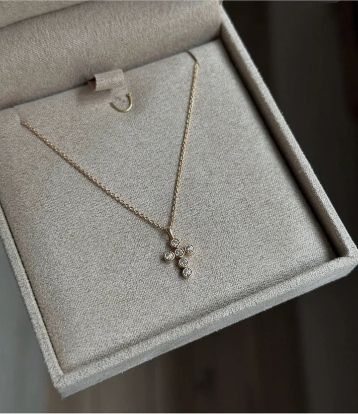 Lünette Kreuz 14K Gold Halskette w. Diamanten